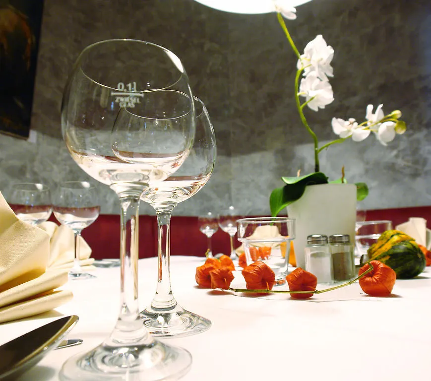 Otel Messehotel Europe Stuttgart